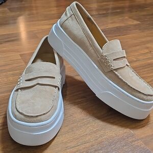 J/Slides - Women's Ava Platform Loafer - Tan